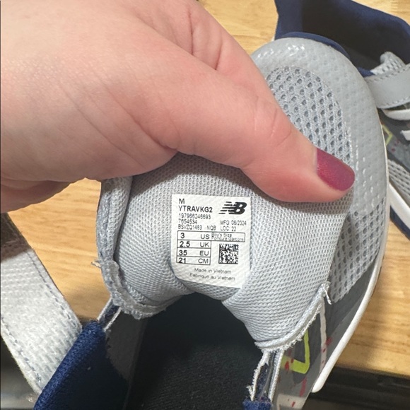 New Balance Rave Run v2 Bungee Lace with Top Strap Size 3 - Picture 10 of 10